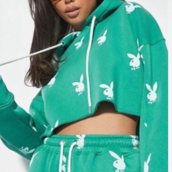 Playboy X Missguided Crop hoodie . 💚 - Picture 3 of 5